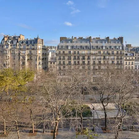 Apartment Guestready -- Rooftop Maisonette In Folie-mericout Paris