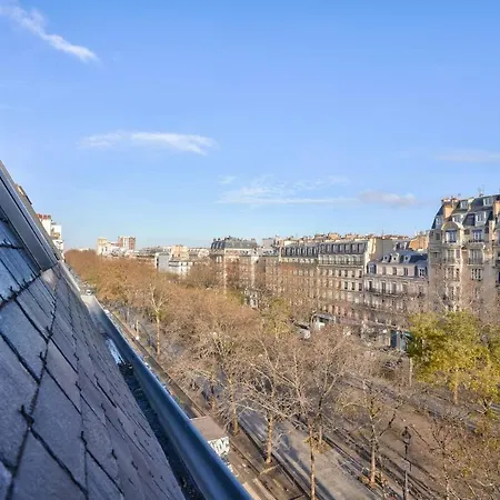 Guestready -- Rooftop Maisonette In Folie-mericout *