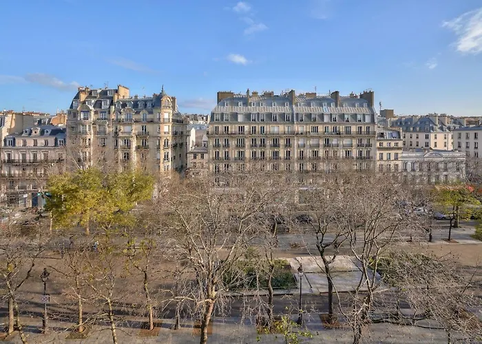 Appartement Guestready -- Rooftop Maisonette In Folie-mericout Parijs